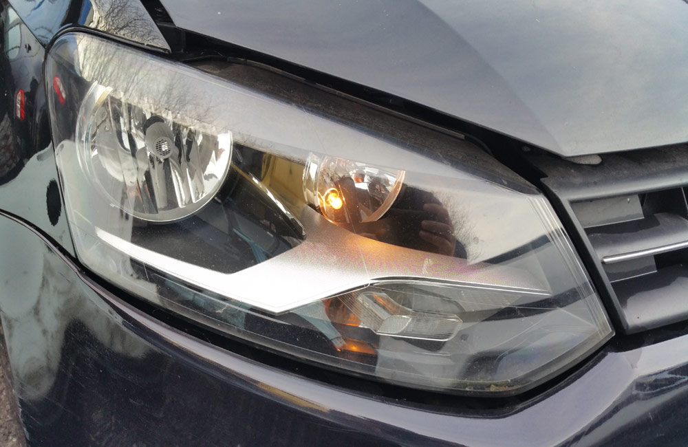VW Polo SE DSG Headlight driver side front